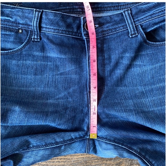 DL1961 premium denim Grace high rise cropped jeans. - Picture 10 of 14